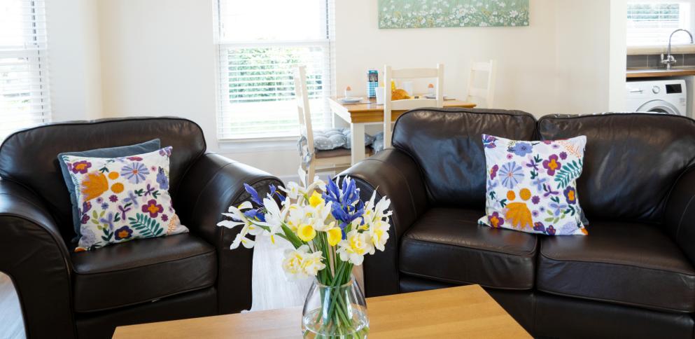 coffee table with flowers