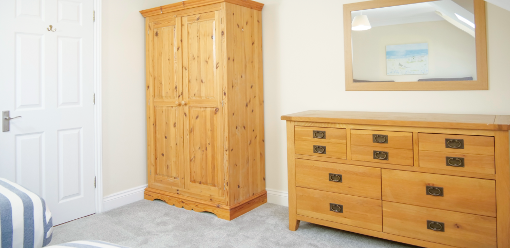oak chest of drawers and wardrobe